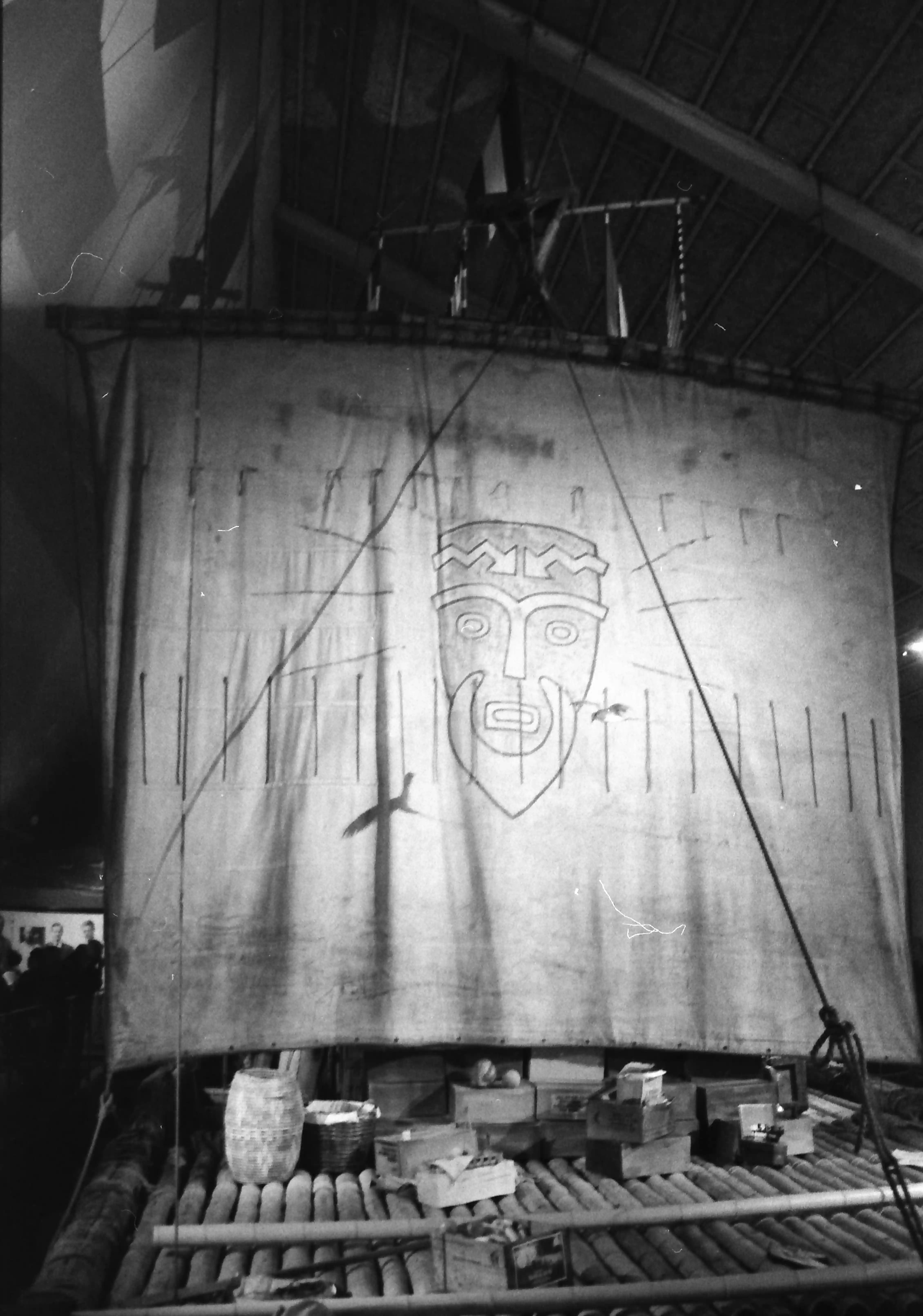 Black and white picture of one of the Kontiki rafts in the Kontiki museum